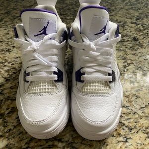 Jordan 4’s
